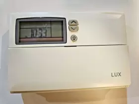 Cag1500 Lux Smart Temp 7 Day Programmable Thermostat Faceplate Only