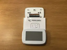 Mst03 Mr. Cool Universal Wifi Thermostat Touchscreen With Humidity Control