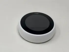 Y130 Nest 813917021040 Learning Thermostat 3rd Generation 02a White Very Good