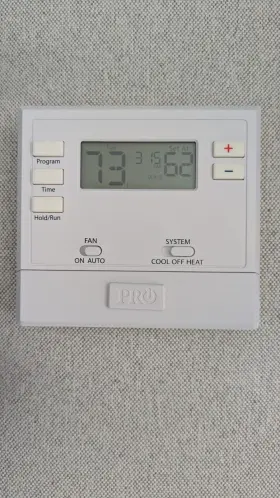 T605-2 Pro1 Iaq Programmable Hvac Thermostat Model Battery Or Hardwire