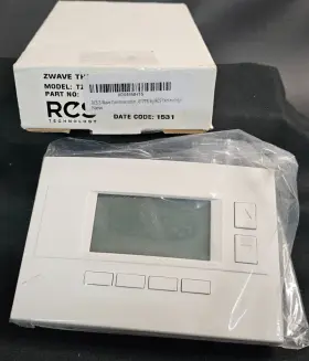 001-1773 Rcs Tz45r Thermostat 24v Zwave Usa White New In Box