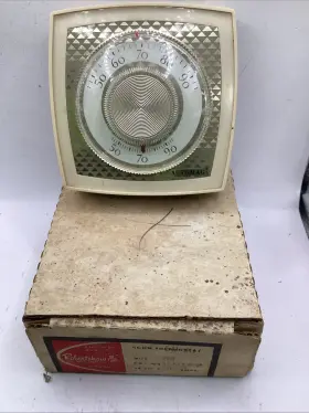 34-517-622 Robertshaw Nos Cm260 Room Thermostat Beige