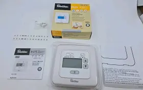 8425-1 Robertshaw Digital Thermostat New Series