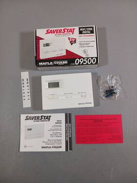Saverstat 09500 Digital Thermostat Maple Chase Heat / Cool Non Programmable Nib