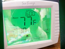 Seabreeze Sts32 Thermostat Digital Programmable Touchscreen As Is Read