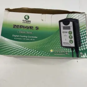 Titan Controls 849969007251 Zephyr 5 Digital Cooling Controller
