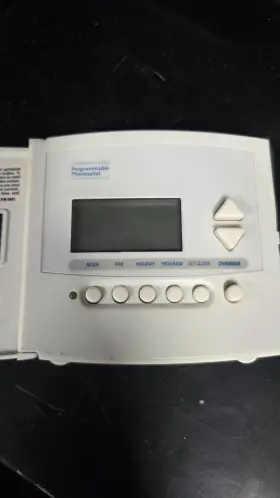 P374-2200 Totaline 374-2200 Commercial 7-day Programmable Thermostat