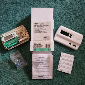 1f86-241 White-rodgers 1f86241 New Non Programable Digital Thermostat Gas Electric 1c 1h