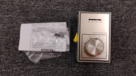 White-rodgers 786710423727 White-rodgers Emerson 1a10-651 Light Duty Line Voltage Thermostat Used B3
