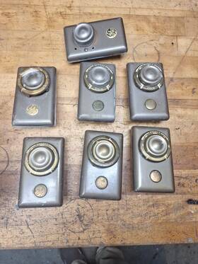 White-rodgers Hwc-2 Lot Of 7 Ge Thermostat 22 Amps 115 To 230 Ac 1a61-65 Vintage