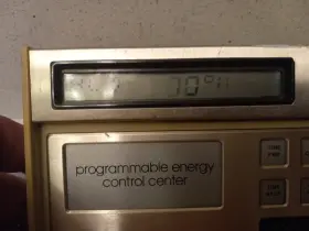 1f90-16 White-rogers Seven Day Thermostat Programmable Energy Control Center