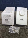 Columbus Electric ETD9STS 22A Line-voltage Mechanical Room Thermostat Heat/cool New. Price: $38.34.
