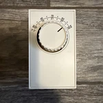 Columbus Electric ETD5SS Line Voltage Thermostat, Heat Or Cool New. Price: $19.00.