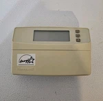 Honeywell - Chronotherm Iv Plus T8611G2002 7 Day Programmable Thermostat Wow Used. Price: $25.88.