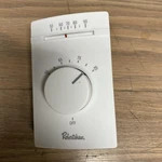 Robertshaw 802 50 F 90 120-277V Heat Only Dpst Line Voltage Thermostat New. Price: $38.00.