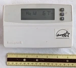 Honeywell Thermostat 7 Day Programmable CT3500A4453 Tested Works Used. Price: $18.00.