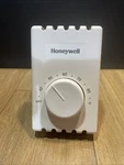 Honeywell Home CT410B Manual Wire Premium Baseboard/line Volt Thermostat Used. Price: $30.00.