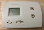 Honeywell TH3210D1004 3000 Non-programmable Thermostat (tested) Used. Price: $50.00.