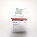 Honeywell Lyric T6 Wi-fi Programmable Thermostat TH6220WF2006 No Uwp Plate Used. Price: $29.99.