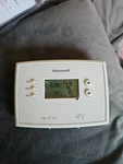 Honeywell RTH2310B 5-2 Day Programmable Thermostat Lit Screen Display New Open. Price: $28.99.