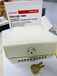 New Tradeline Honeywell Versaguard Universal Thermostat TG510 B 1009. Price: $18.00.