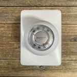 Honeywell Round Used Thermostat White Tested And Works. Price: $22.95.