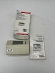 Honeywell T8611G2002 7-DAY Chronotherm Iv Programable Heat Pump Thermostat Used. Price: $18.99.