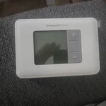 Honeywell Home T2 Non-programmable Thermostat RTH5160D Used. Price: $18.98.