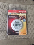 Honeywell Digital Round Thermostat CT8775C Heat & Cool - New In Package. Price: $99.99.