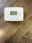 Honeywell RTH230081038 5-1-1 Day Programmable Thermostat Digital Low-voltage Hva Used. Price: $12.85.