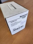 Honeywell T6069B4018 Fan Coil Thermostat New. Price: $185.00.