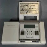 Honeywell 97-4730 Rev Programmable Heat Ac Thermostat Magic Used. Price: $29.99.