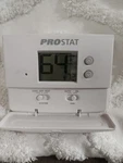 Prostat PRS3110 Digital Thermostat Wall Heat Cool System Used. Price: $18.69.