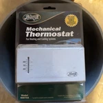 Hunter Mechanical Thermostat Model 40070A Heating And Cooling New. Price: $21.00.