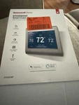 Honeywell Home RTH9585WF1004 Wi-fi Smart Thermostat Silver New Open Box. Price: $60.00.