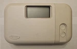 Carrier TSTATCCPRH01-B Thermidistat Digital 7 Day Programmable 2 Heat Cool Used. Price: $60.00.