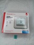 Honeywell TH6220U2000 *contractor Branded - See Pics* T6 Pro Thermostat New. Price: $77.28.