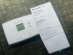 Honeywell Home RTH111B1042 Non-programmable Digital Thermostat + Manual 173065 Open. Price: $17.49.