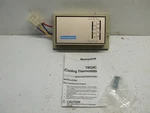 Honeywell Climate Master T8034C Heating & Cooling Thermostat New. Price: $15.00.