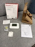 Honeywell X1N Non-programmable Thermostat Single Stage RTH11B Open. Price: $9.50.