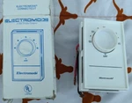 Electromode - Tda 402W Electric Heating Thermostat Double Line Break New. Price: $39.95.