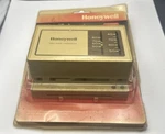 Honeywell Pump Manual Thermostat CT70A Heating Ac Unit New Old Stock Sealed. Price: $26.99.