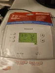 Honeywell RTH2510B 7-DAY Programmable Thermostat Digital Display White, New Open. Price: $17.79.