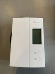 Thermostat Ouellet OTH2750-A D'occasion. Price: $25.36.