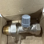 Straight Thermostatic Radiator Valve With Union 013G8025 New. Price: $58.00.