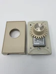 Federal Pacific Reliance Electric PMF-1 Line Voltage Fan Cooling Thermostat New. Price: $17.98.