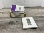 Johnson Controls T500HCP1 Programmable Thermostat White - *tested Works* Used. Price: $9.00.