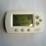 Honeywell Focuspro Programmable Thermostat TH6110D1021 TH6000SERIES Used. Price: $24.99.