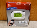 Honeywell Home Smart Thermostat With Digital Display Wi-fi Programmable 7-DAY New. Price: $58.97.