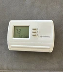 Saswell SAS900STK-0 Non-programmable 1H/1C Digital Thermostat Open. Price: $7.99.